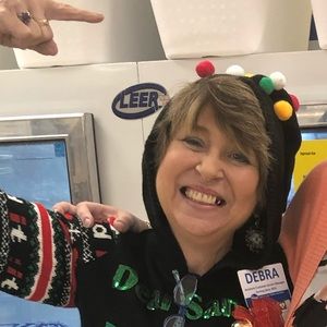 Meet your Posher, Debra